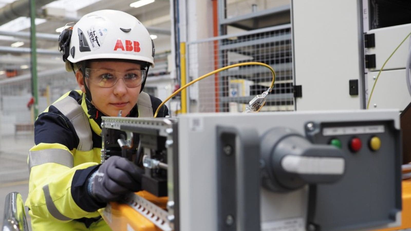 Industrial decarbonisation strategies: A path forward for utilities