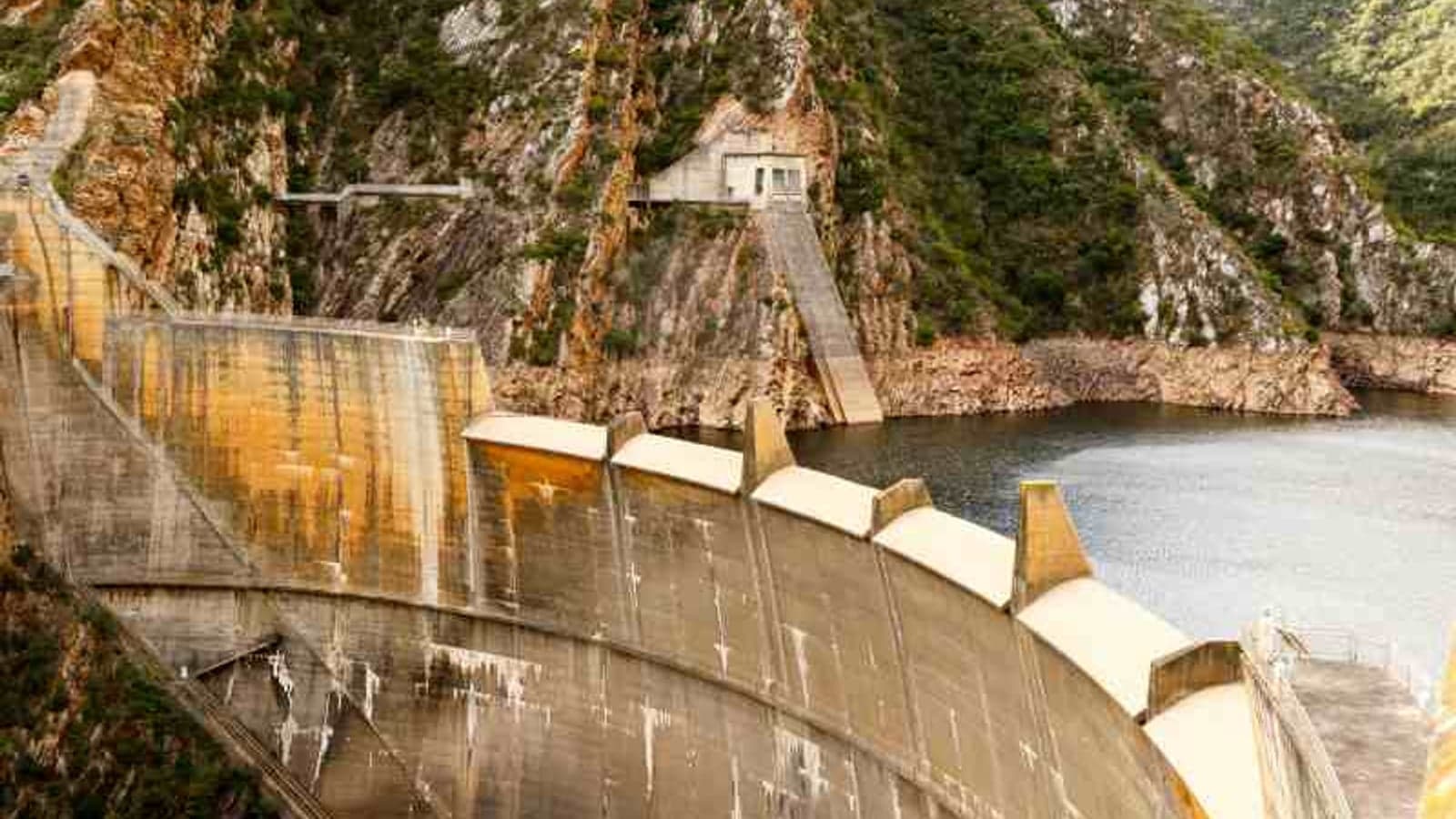 Africa adds 2GW of hydropower capacity in 2023 but stark gap remains