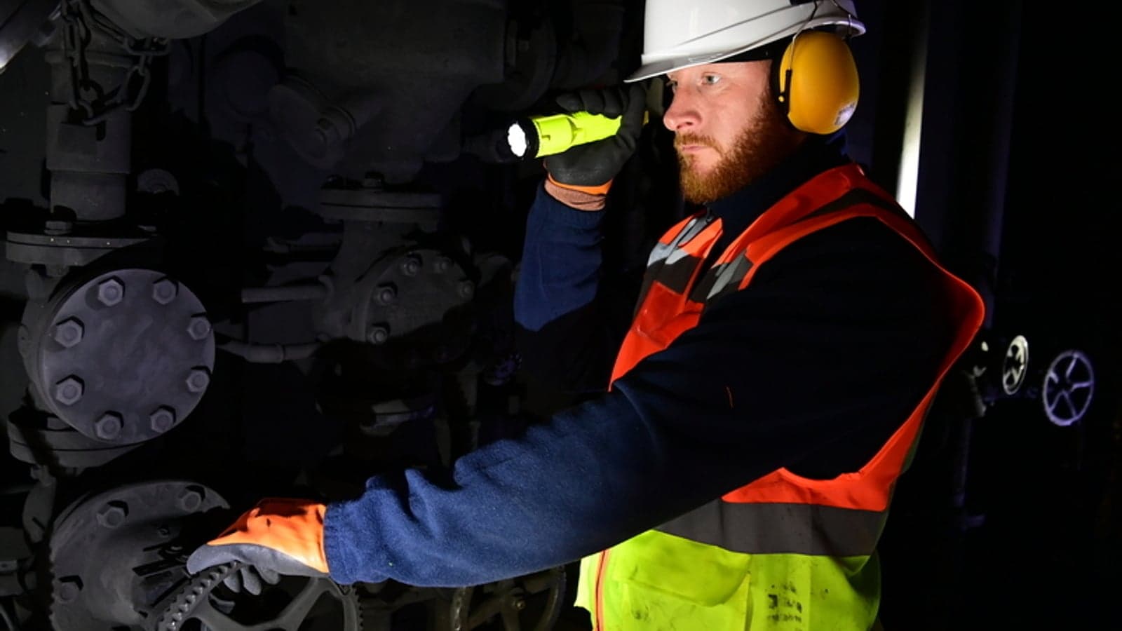 Finding the right illumination solution for industrial environments