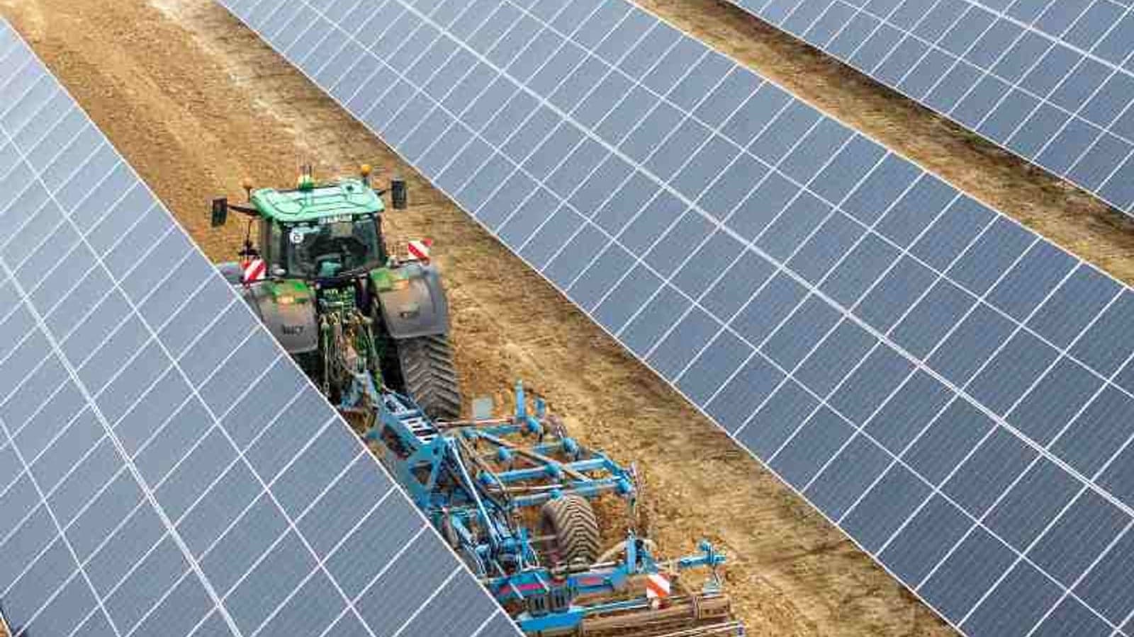 RWE opens agrivoltaic demo at Garzweiler opencast mine