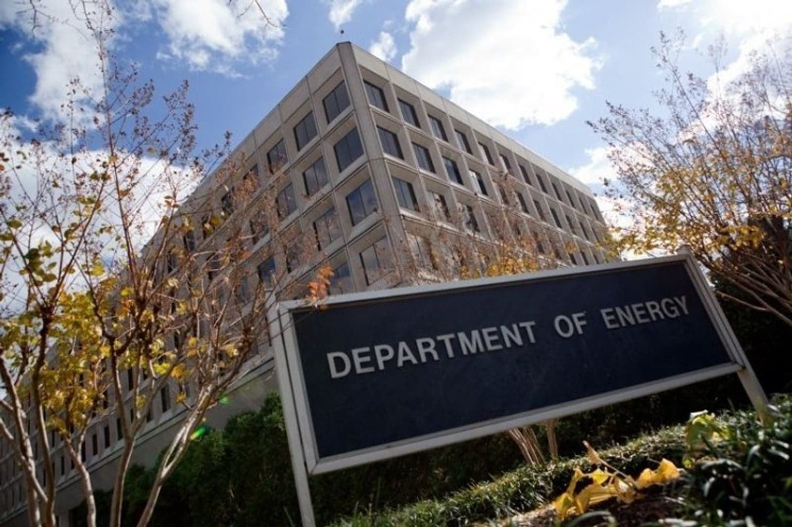 sourced 06/2023 by DCW fromhttps://www.energy.gov/technologytransitions/contact-us