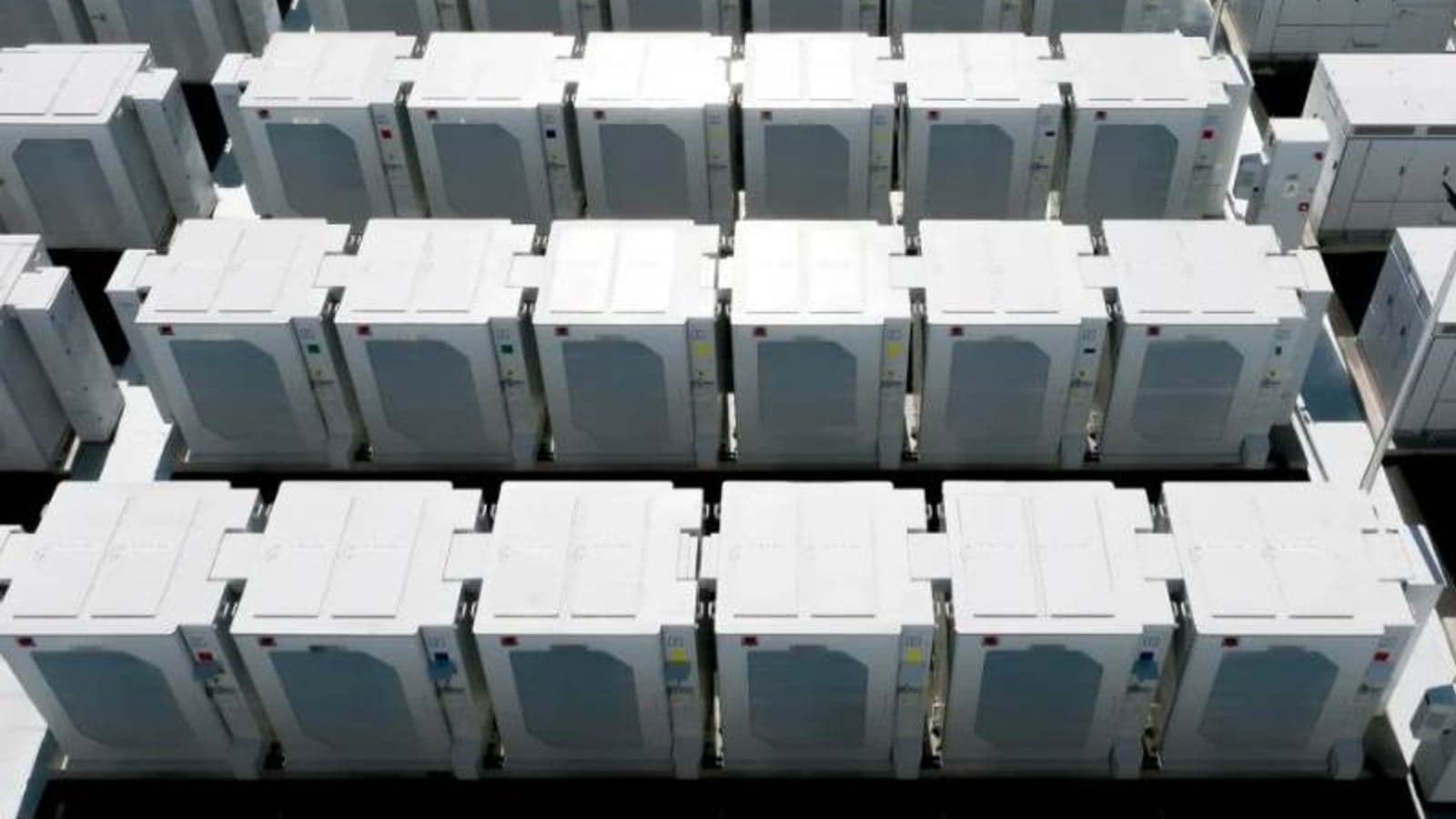 DTEK closes loan agreement for 180MW battery storage projects
