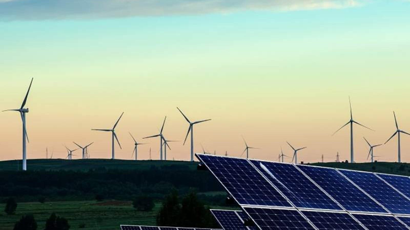 IEA says governments must act now or miss tripling renewables goal