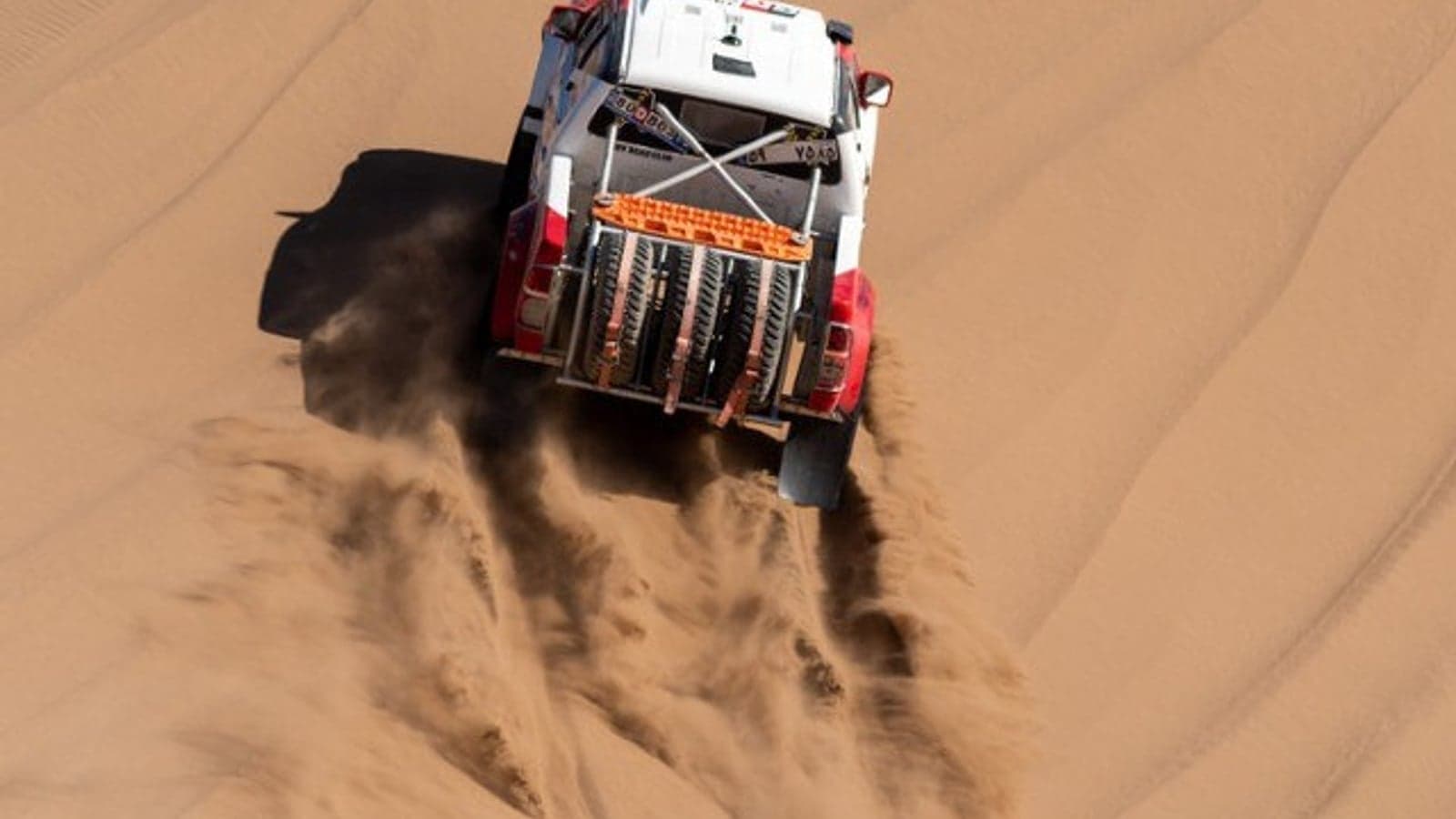 Energy Transitions Podcast: Hydrogen-fueled vehicles in the Dakar and beyond