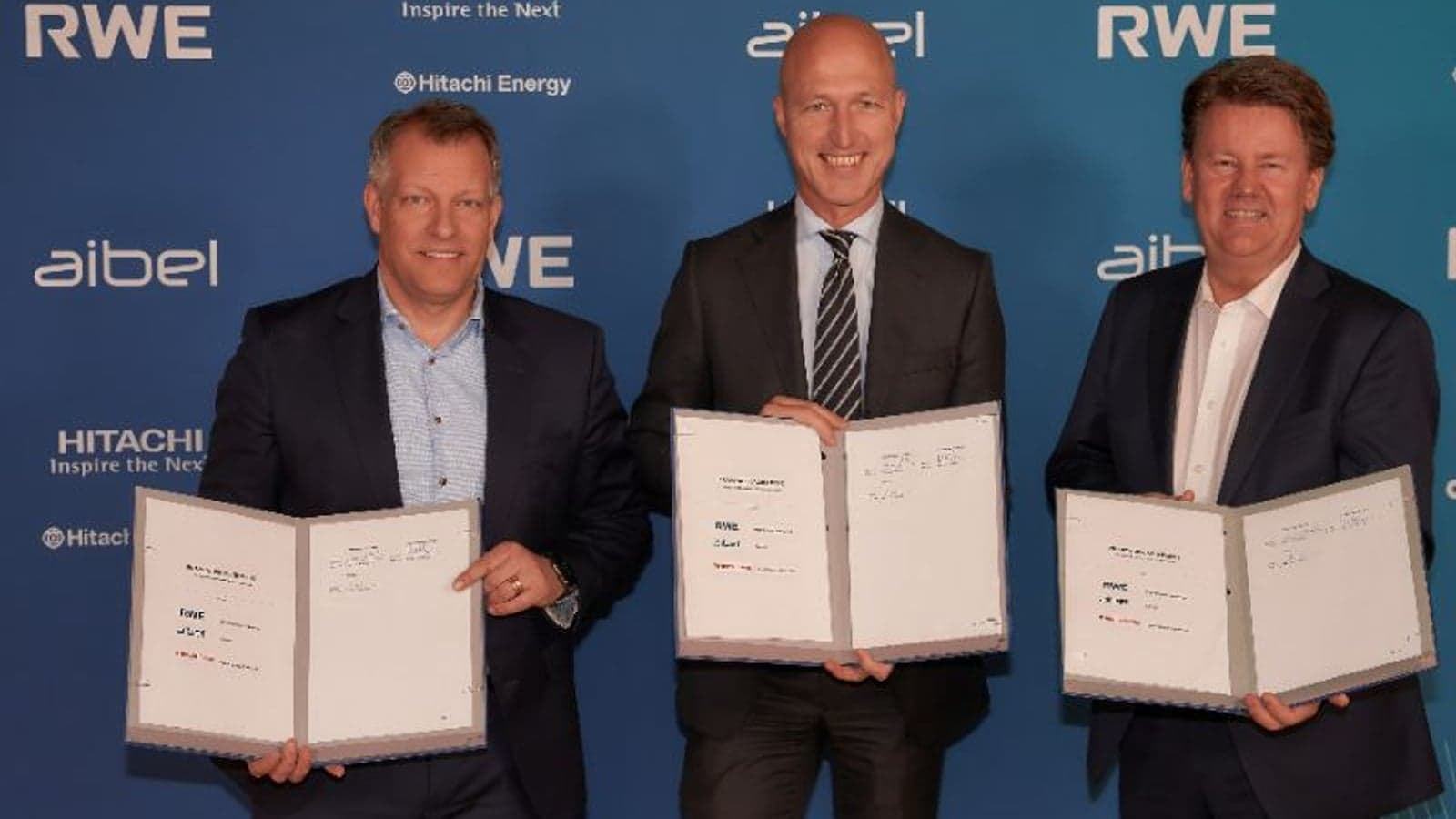 RWE signs agreements with Hitachi Energy and Aibel for HVDC systems