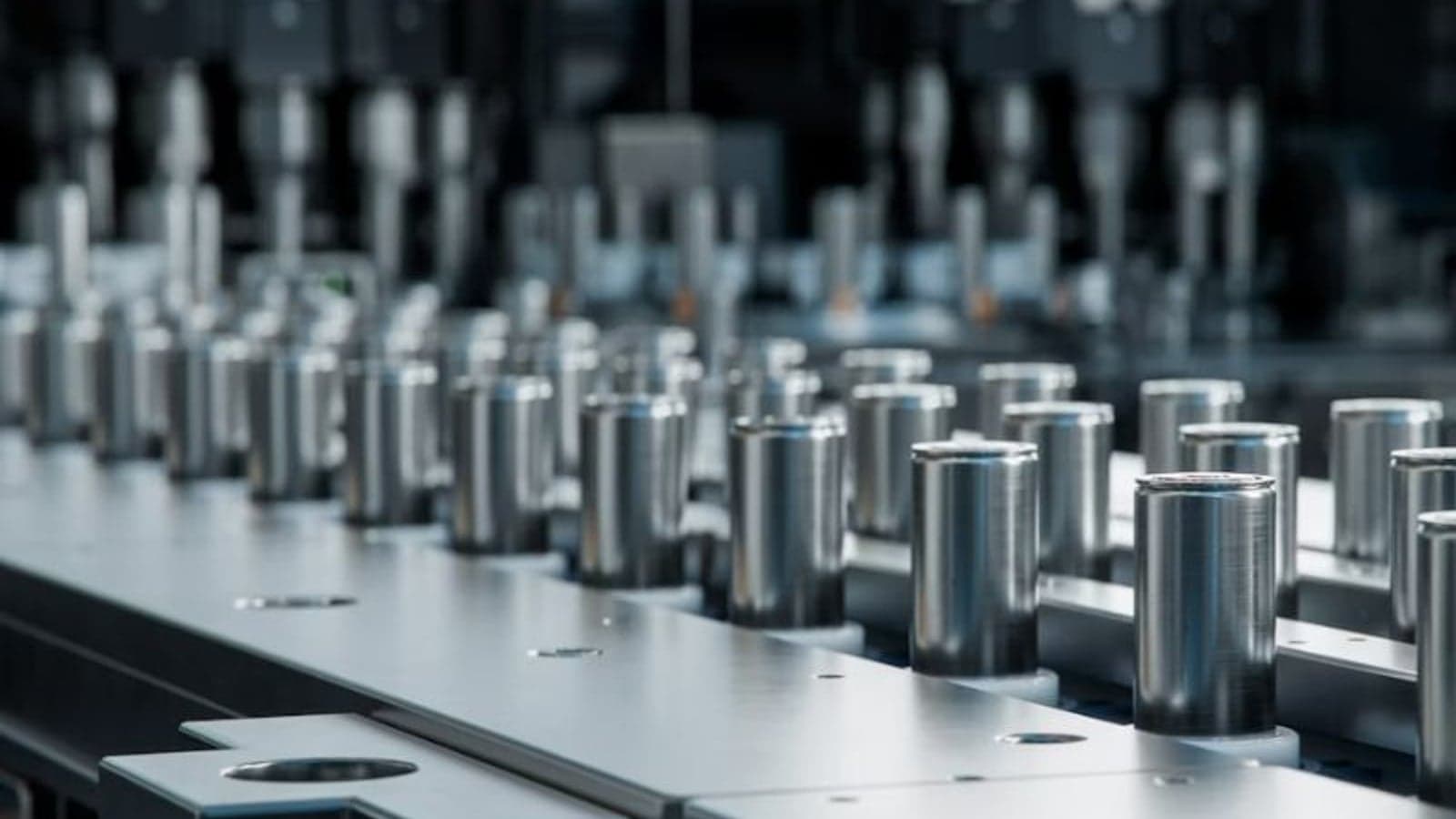 Battery-led storage deployments need to sextuple globally says IEA