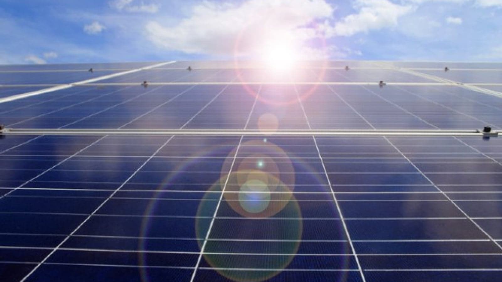 India added 1.7GW of rooftop solar in 2023 shows report