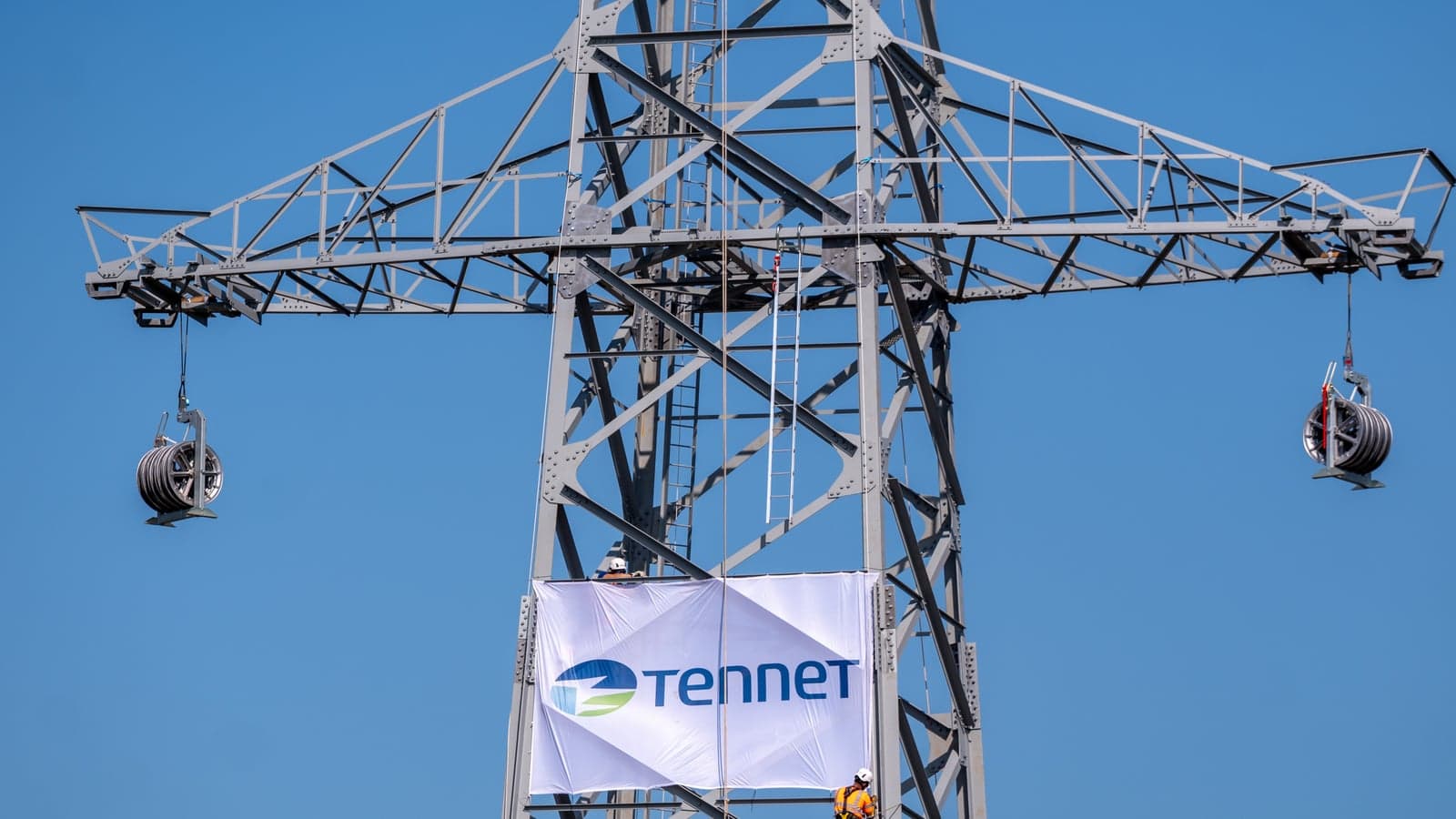 TenneT Germany launches €35bn debt issue to upgrade the power grid