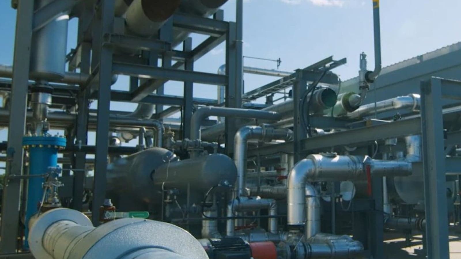 The advanced compressed air energy storage impact