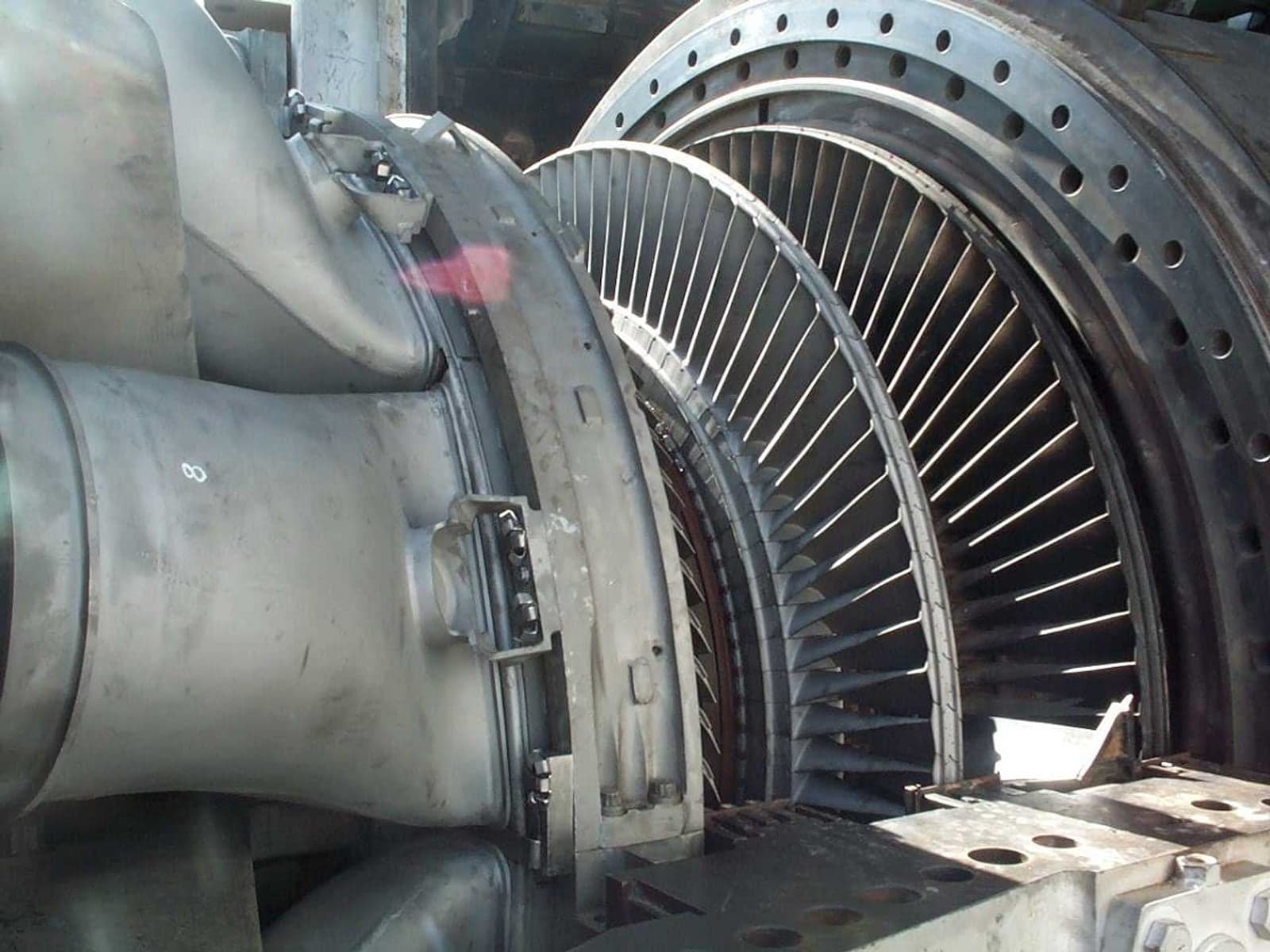 Gas turbine combustion auto-tuning solution reduces NOx emissions by 120 tonnes a year