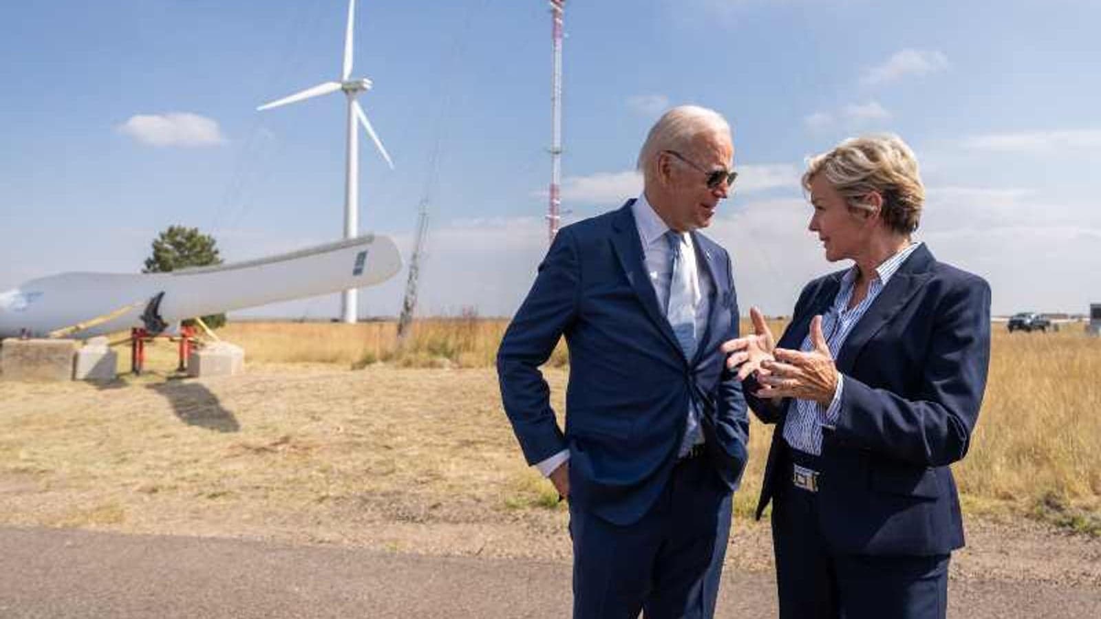 NREL models power sector impacts of federal clean energy laws
