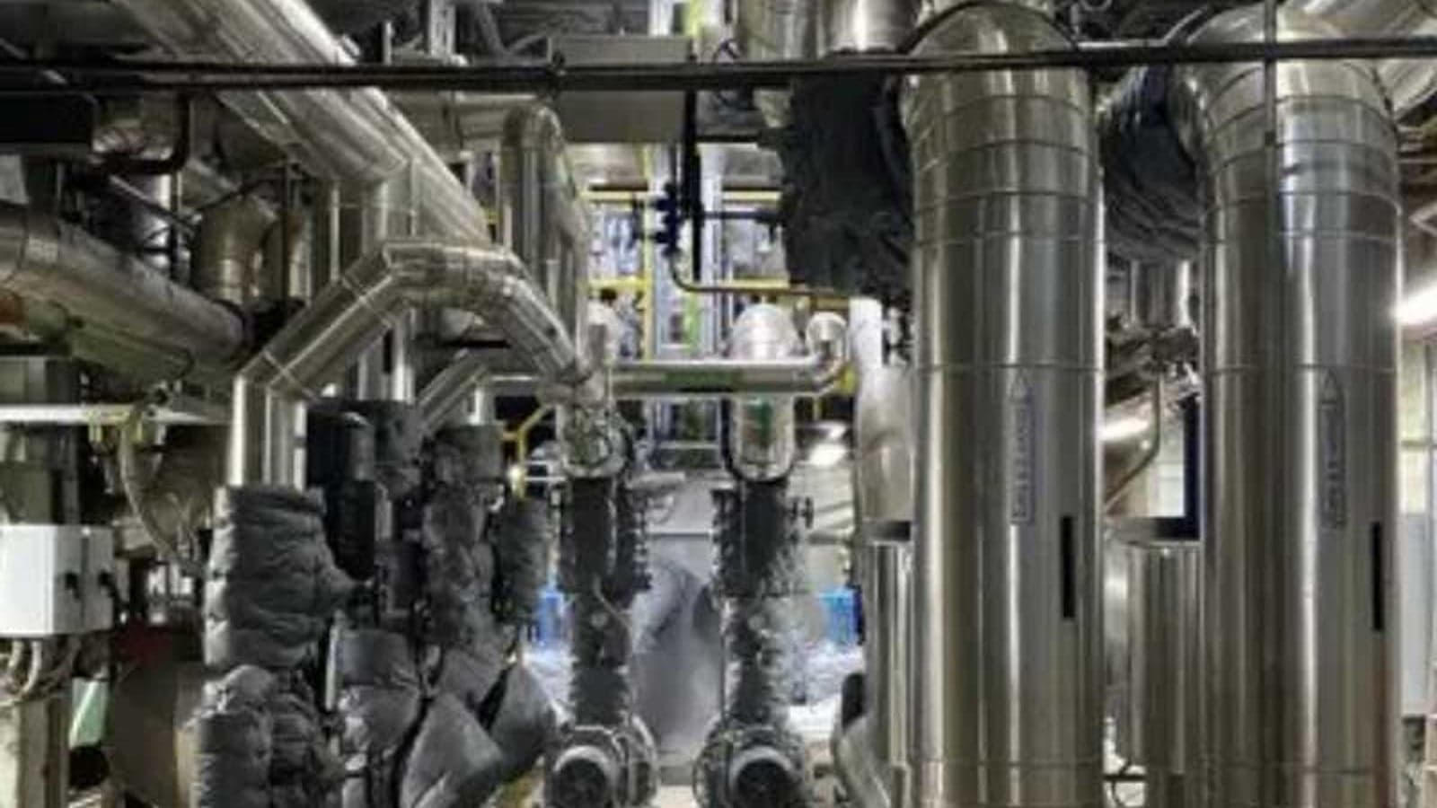 Enexis signs unique capacity limiting contract with large customer to create space on grid