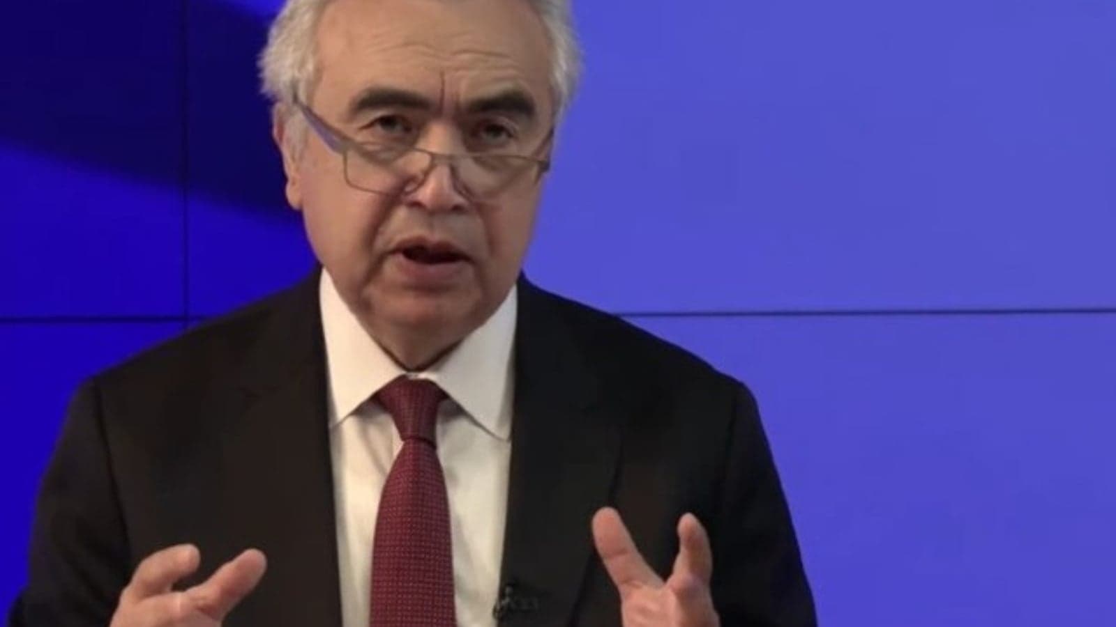 Grid bottlenecks keeping 1700GW of renewables ‘in the queue’