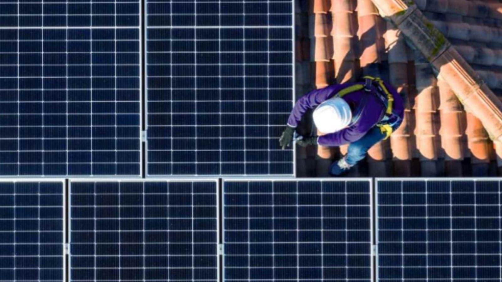 Endesa records over 200% increase in new self-consumption during 2022