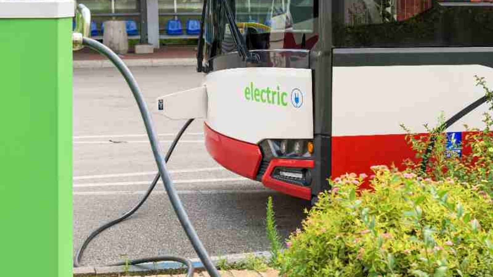French heavy EV charging to reach 3.5TWh annual demand by 2035