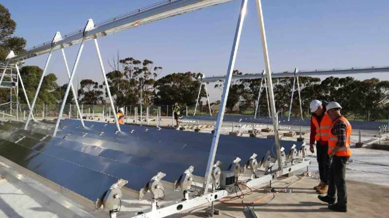 Novel green hydrogen reactor technology launched in Australia