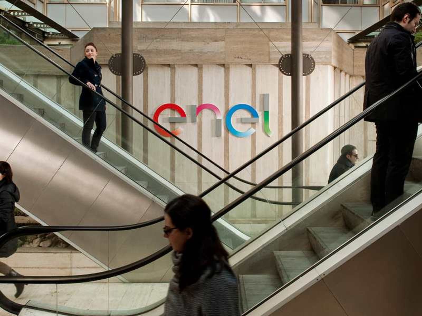 Enel and industry stakeholders gathered in Rome for Net Zero Grid Day, in which Enel presented its net zero strategy for its grids business.