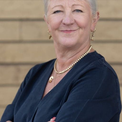Kate Willard Obe