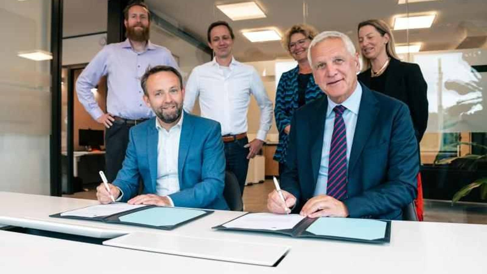 Smart Energy Finance: Funding for autonomous EV charging and GridBeyond's acquisition of Veritone Energy