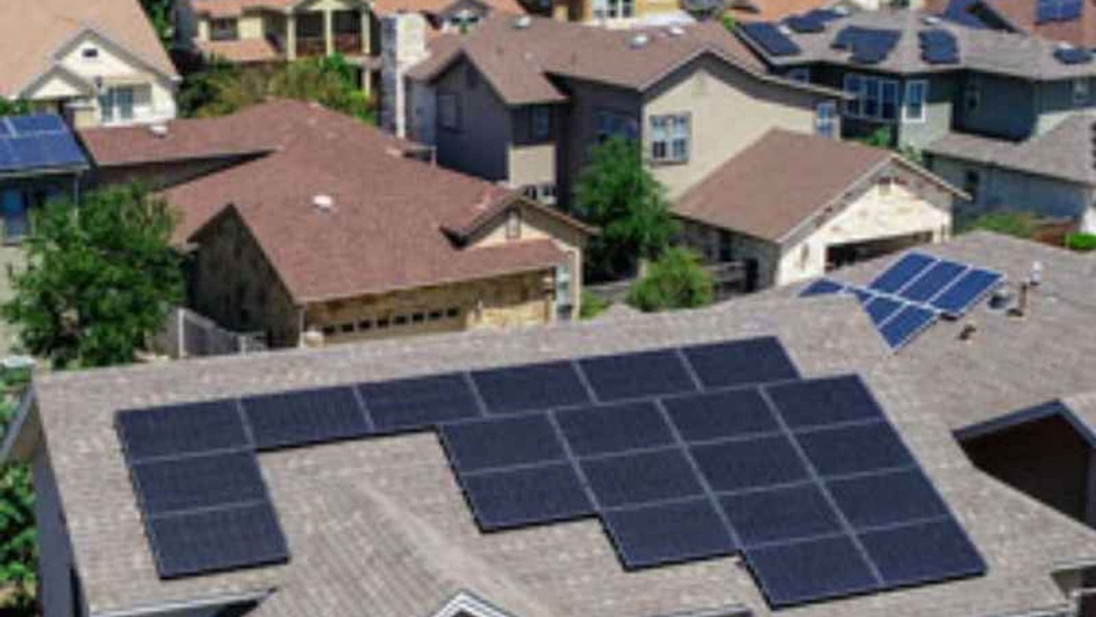 DOE closes $3B loan guarantee with Sunnova, it’s first for VPPs