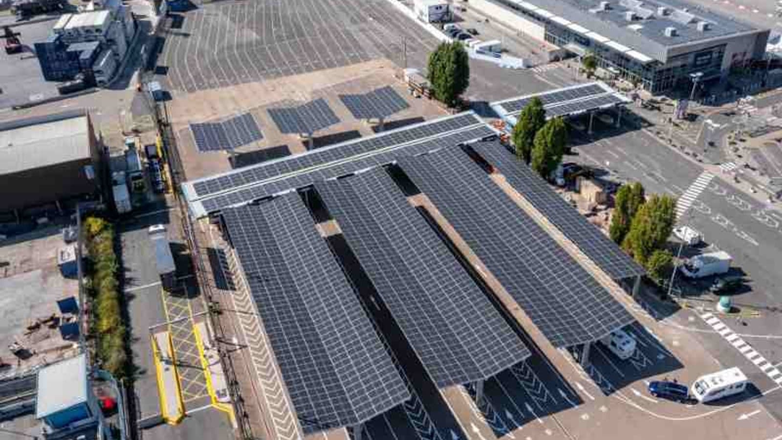Portsmouth port demonstrates smart energy system in decarbonising operations