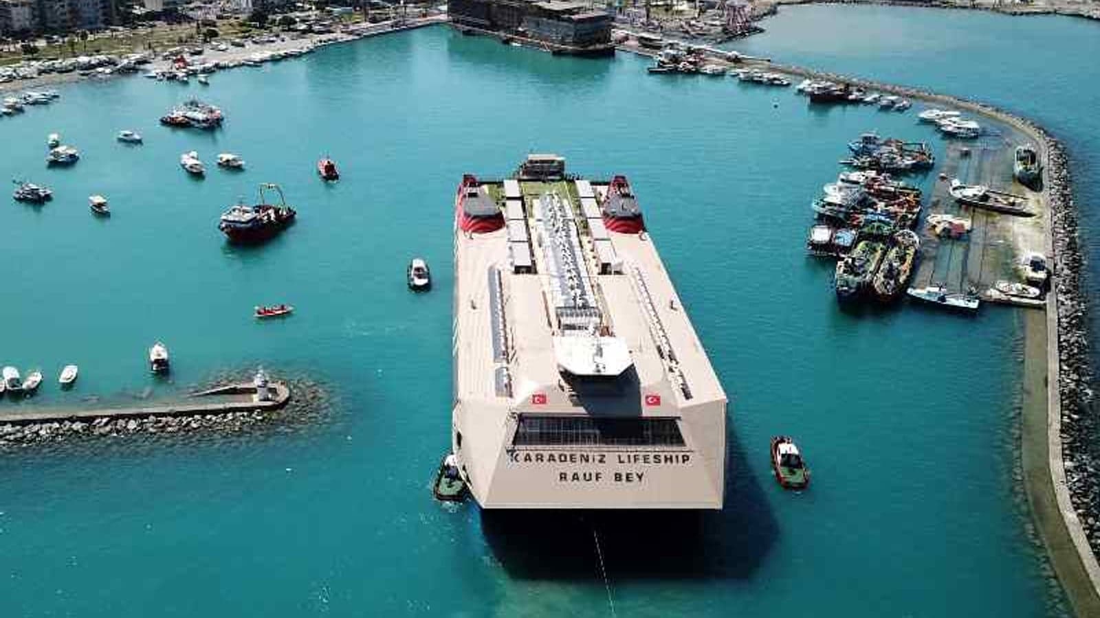 Life-saving ships for Turkey’s earthquake victims