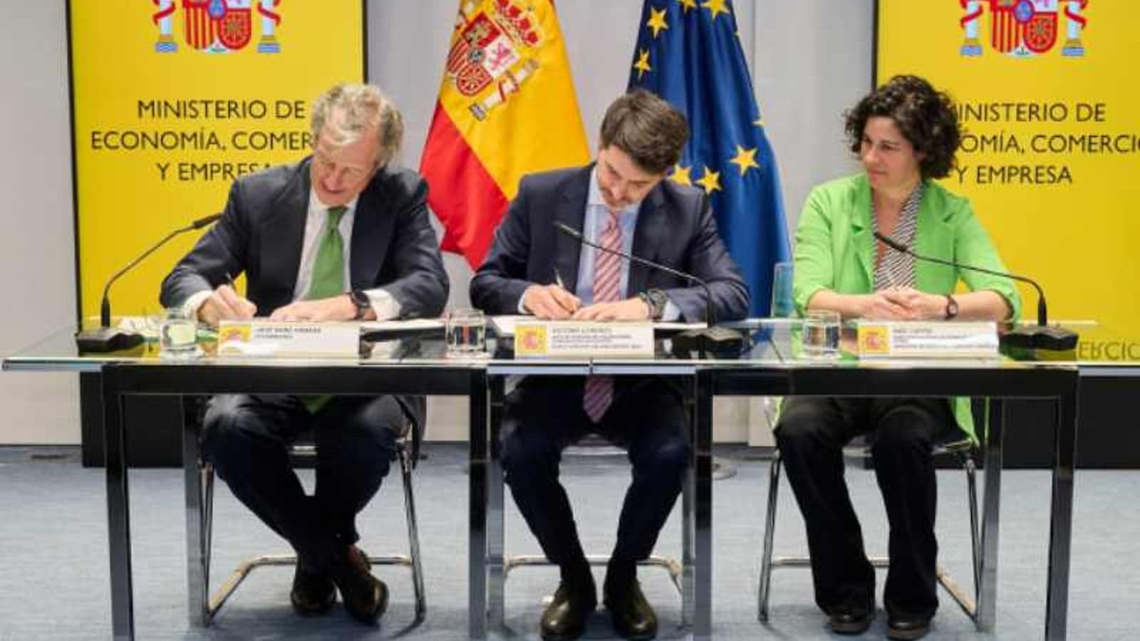 EIB and Iberdrola sign a €500m loan for smart networks in Spain