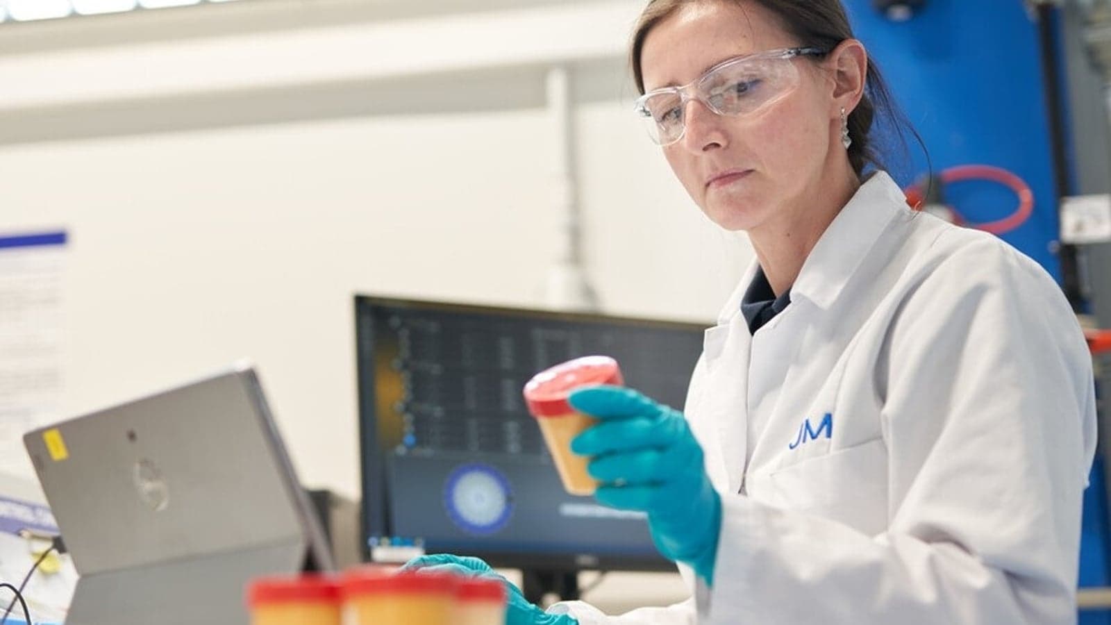 Johnson Matthey offers engineering ‘returnship’ to STEM back-to-workers