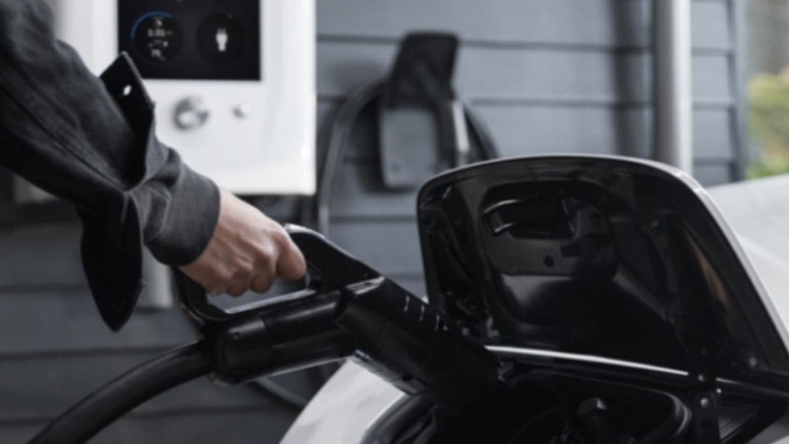 Project FLOW: a foundation for the mass penetration of electric vehicles