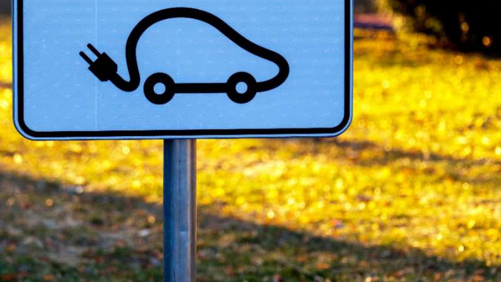 Ontario aiming for uniform EV charging permitting