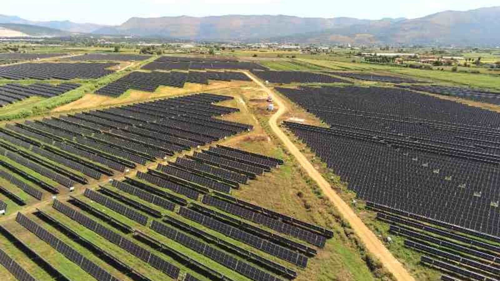 Putting solar power at the core of Europe’s energy system