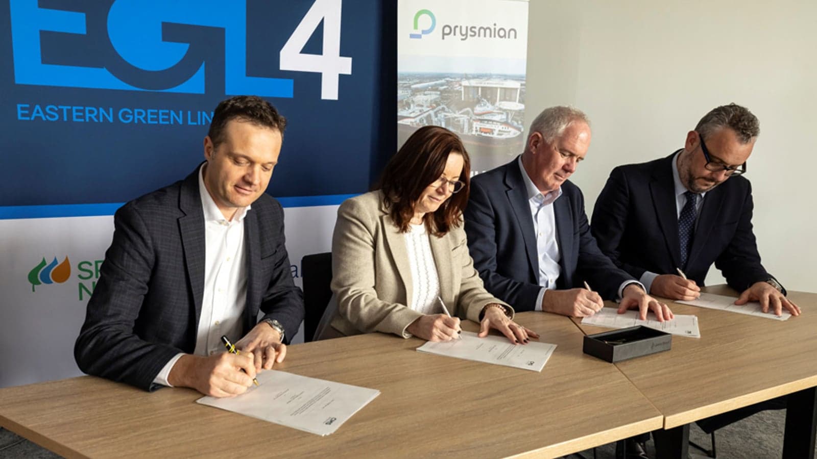 Eastern Green Link 4 confirms £3bn supply chain contracts