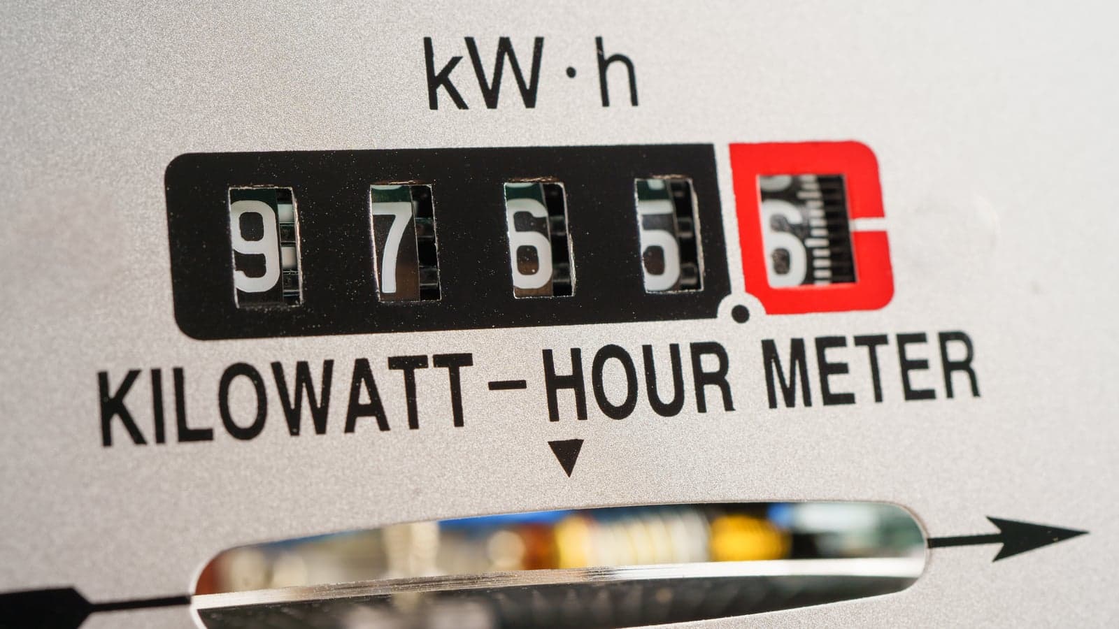 Beating the energy cost crisis: how UK and EU differ in tactics on affordable energy