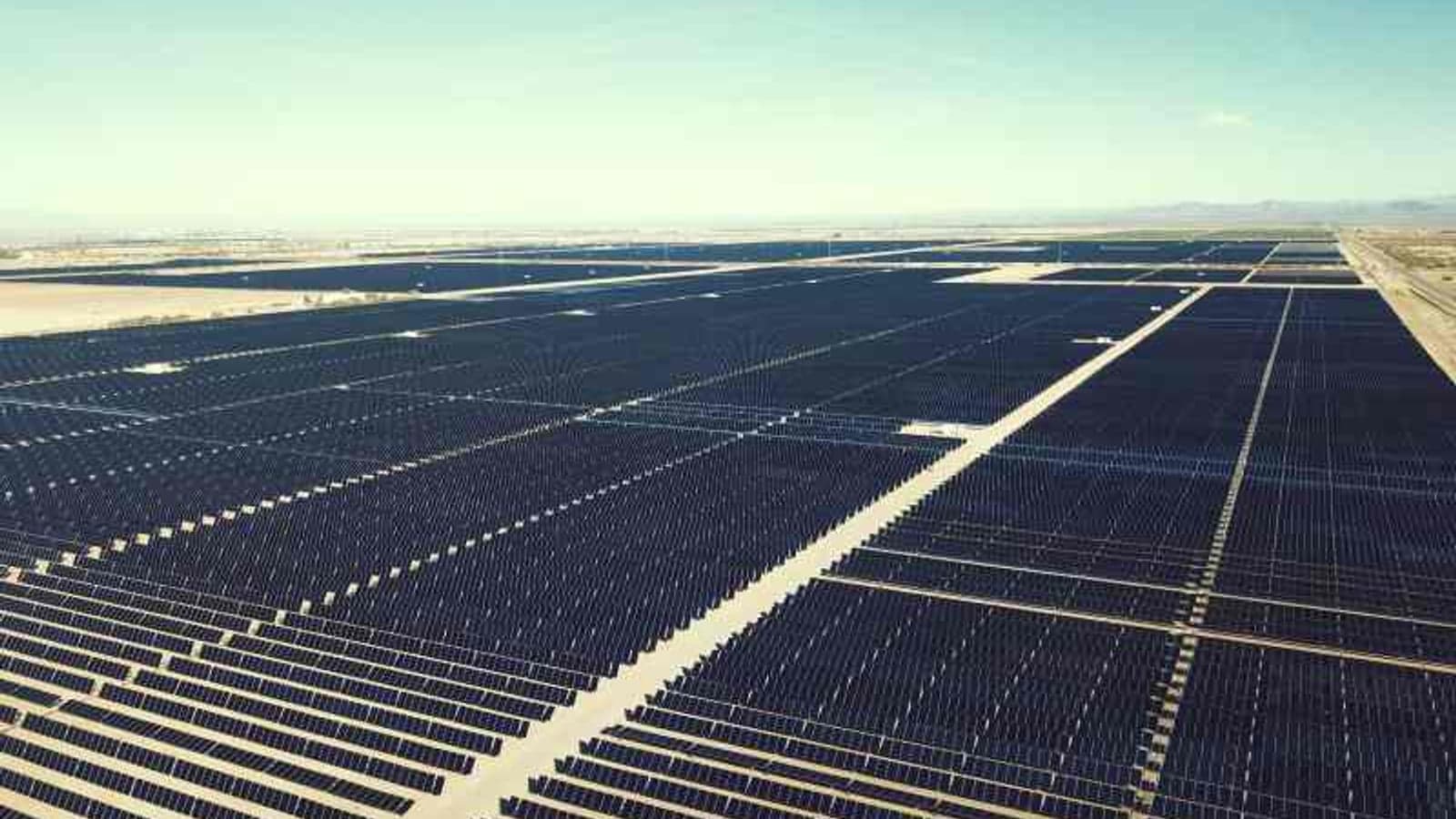 Ørsted closes $680m in tax equity financing for US solar+storage portfolio