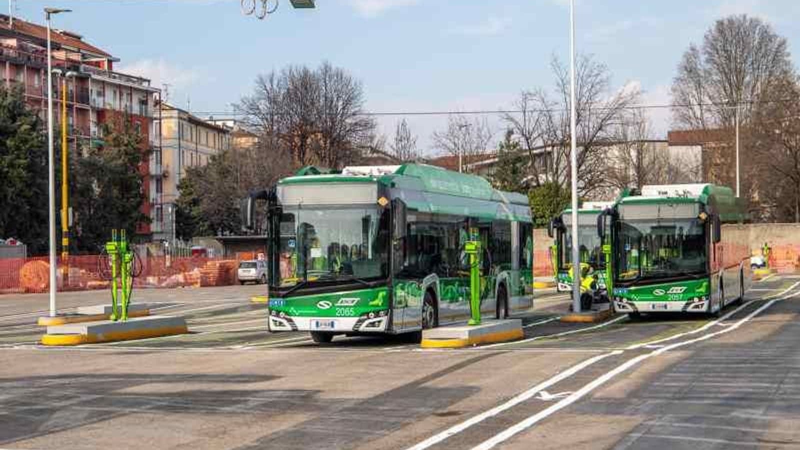 Schneider Electric prepares Milan grid for electrification of bus network