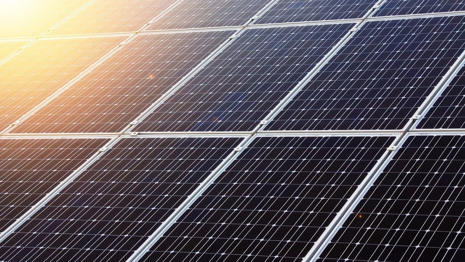 ‘Milestone’ solar-plus-storage offtake agreement in the UK