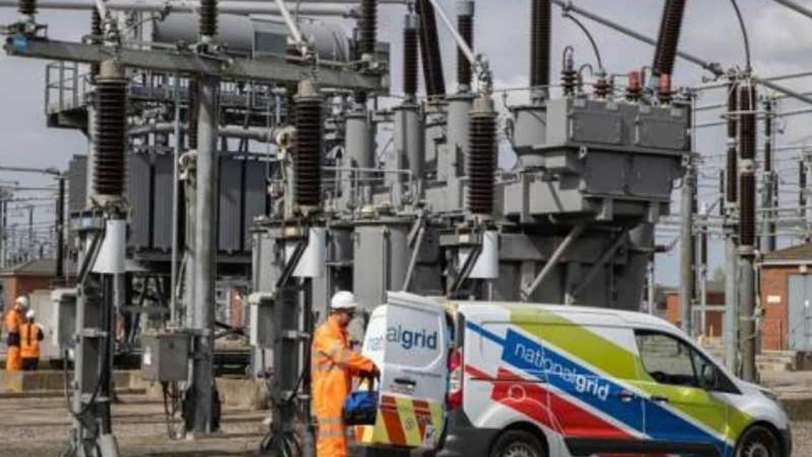 Moisture-induced fault caused Heathrow outage says NESO