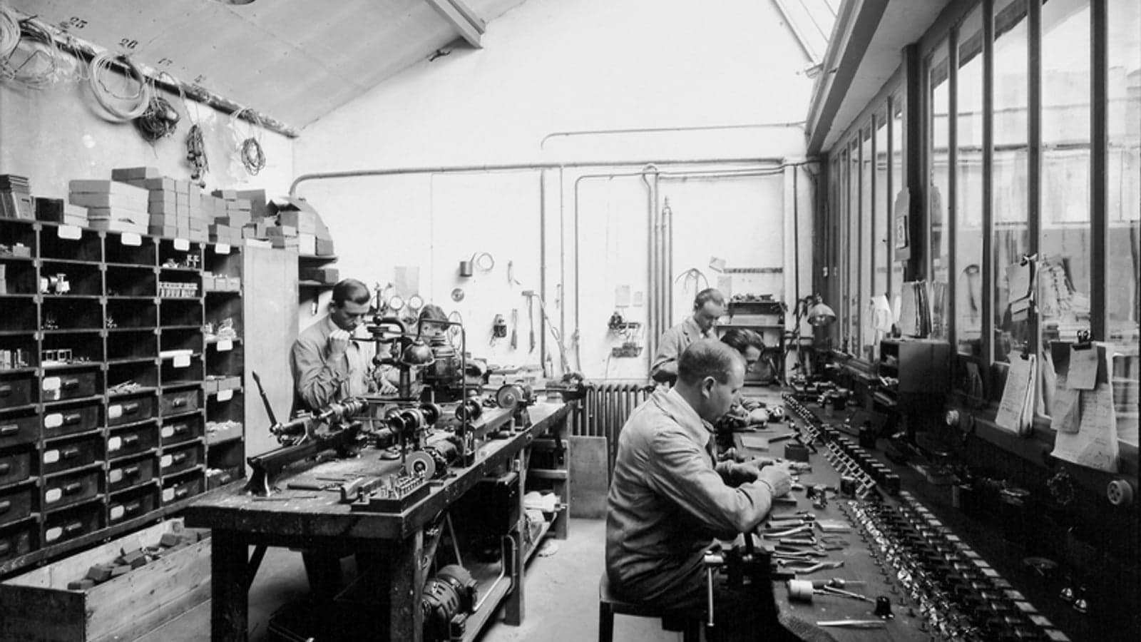 TeSys – 100 years of motor control innovation into the digitalised future