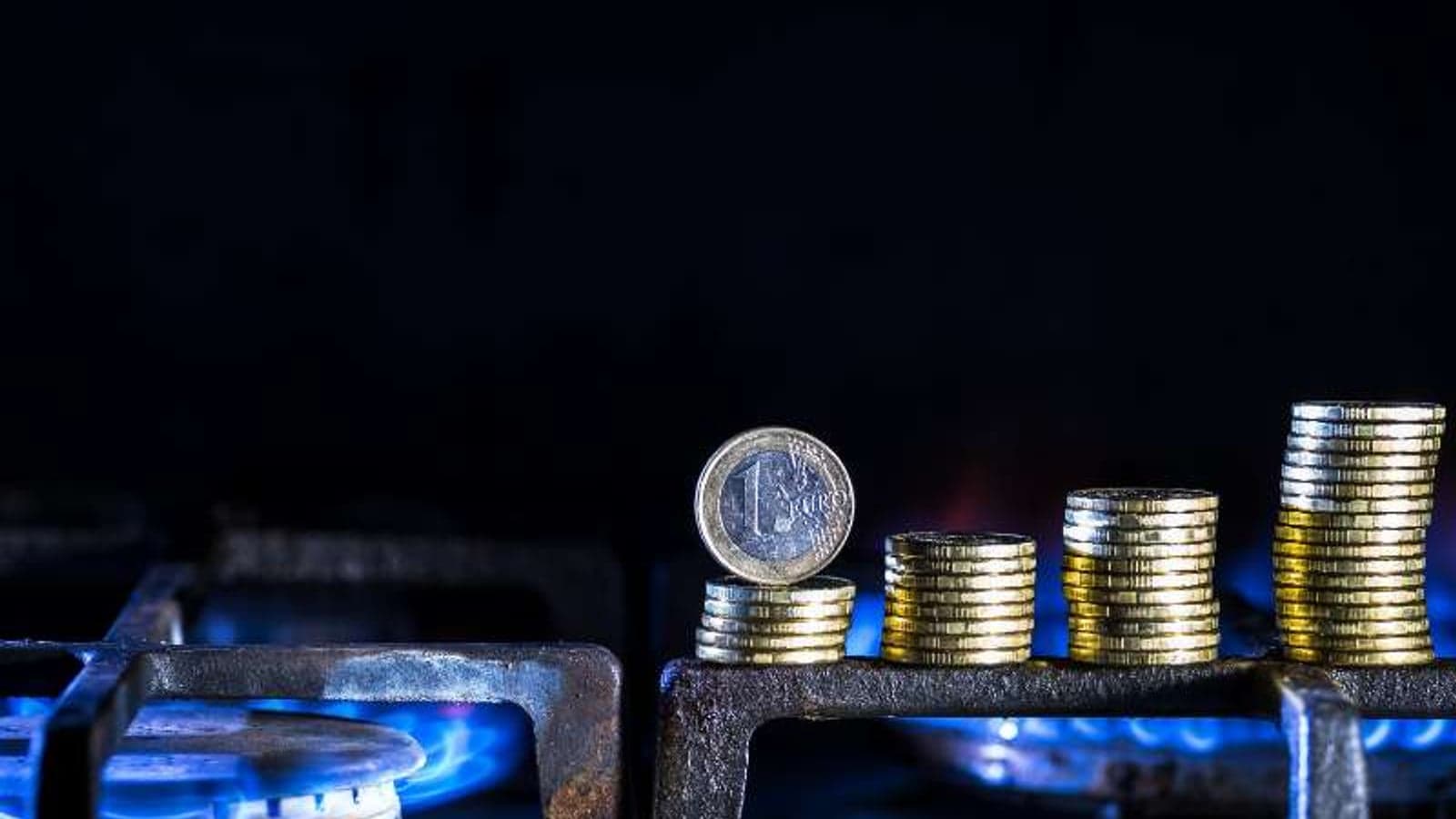 Smart Energy Finances: Italgas growth and smart electric meter market snapshot