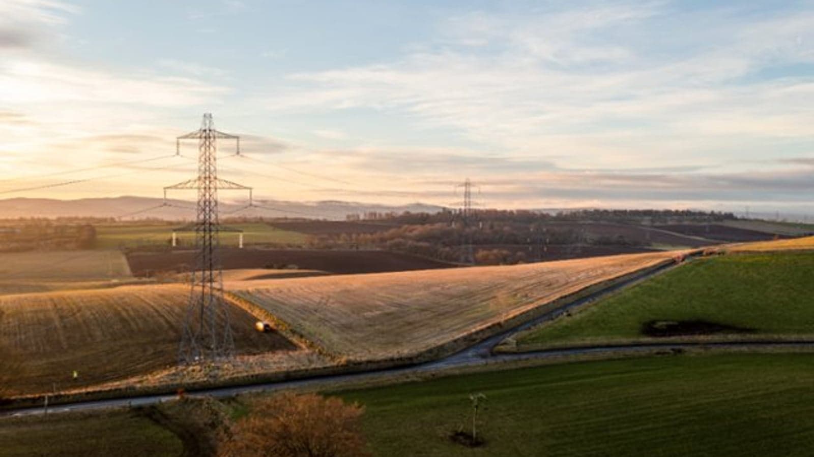 SSEN Transmission invests £10bn into networks to enable 11GW wind connection