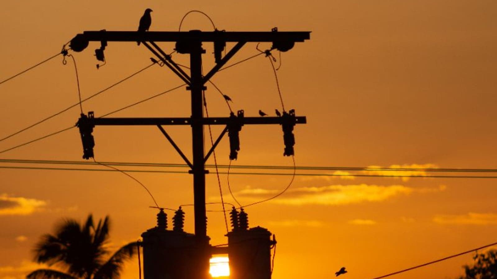 Utility on the hook for $2bn in Maui fire settlement