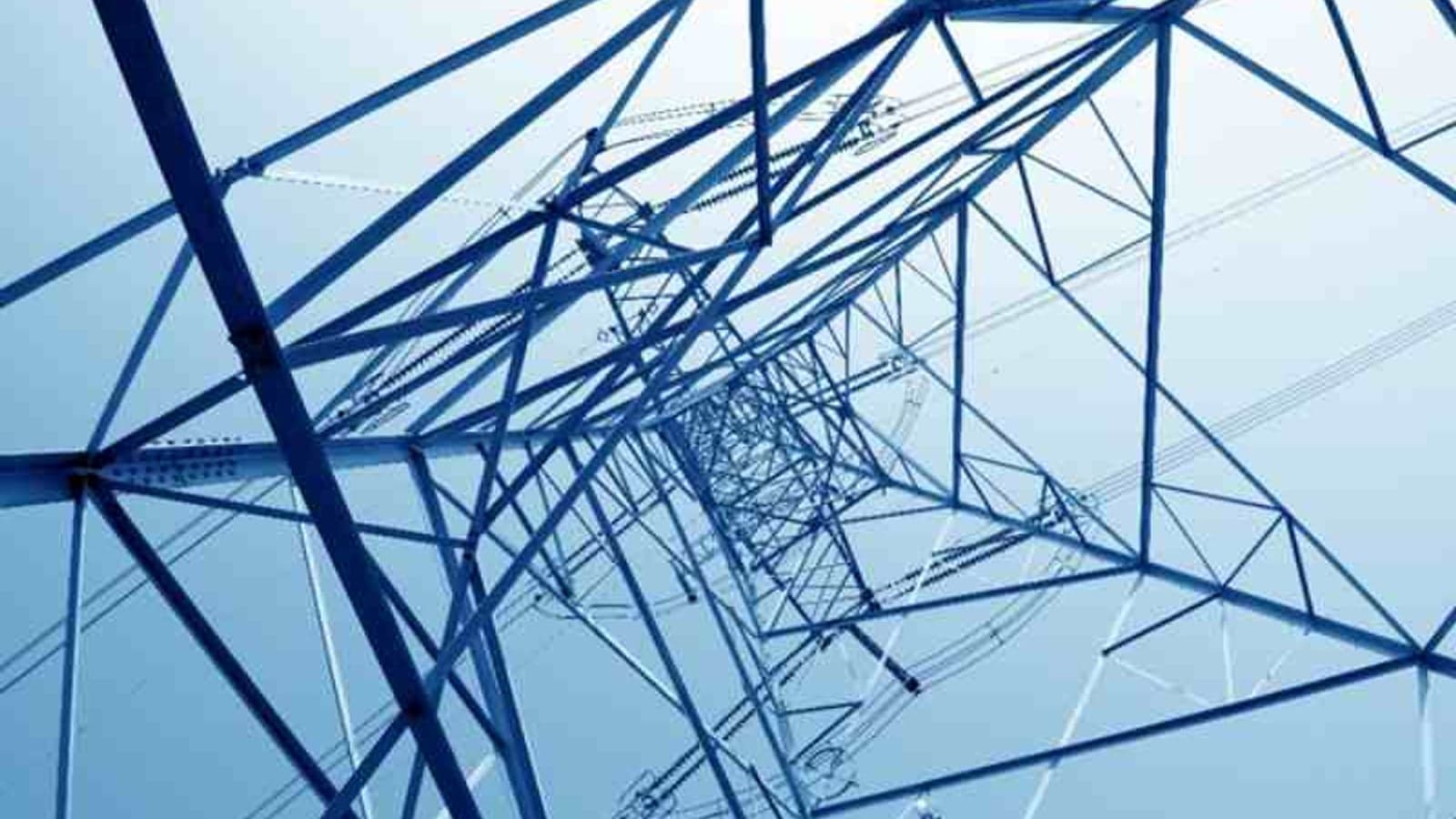 Transmission towers redesigned in Anisopter project
