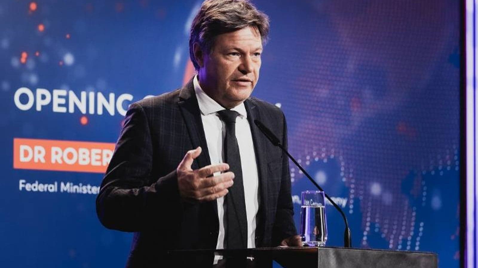 Nationalism is threat to energy transition says climate action minister Habeck