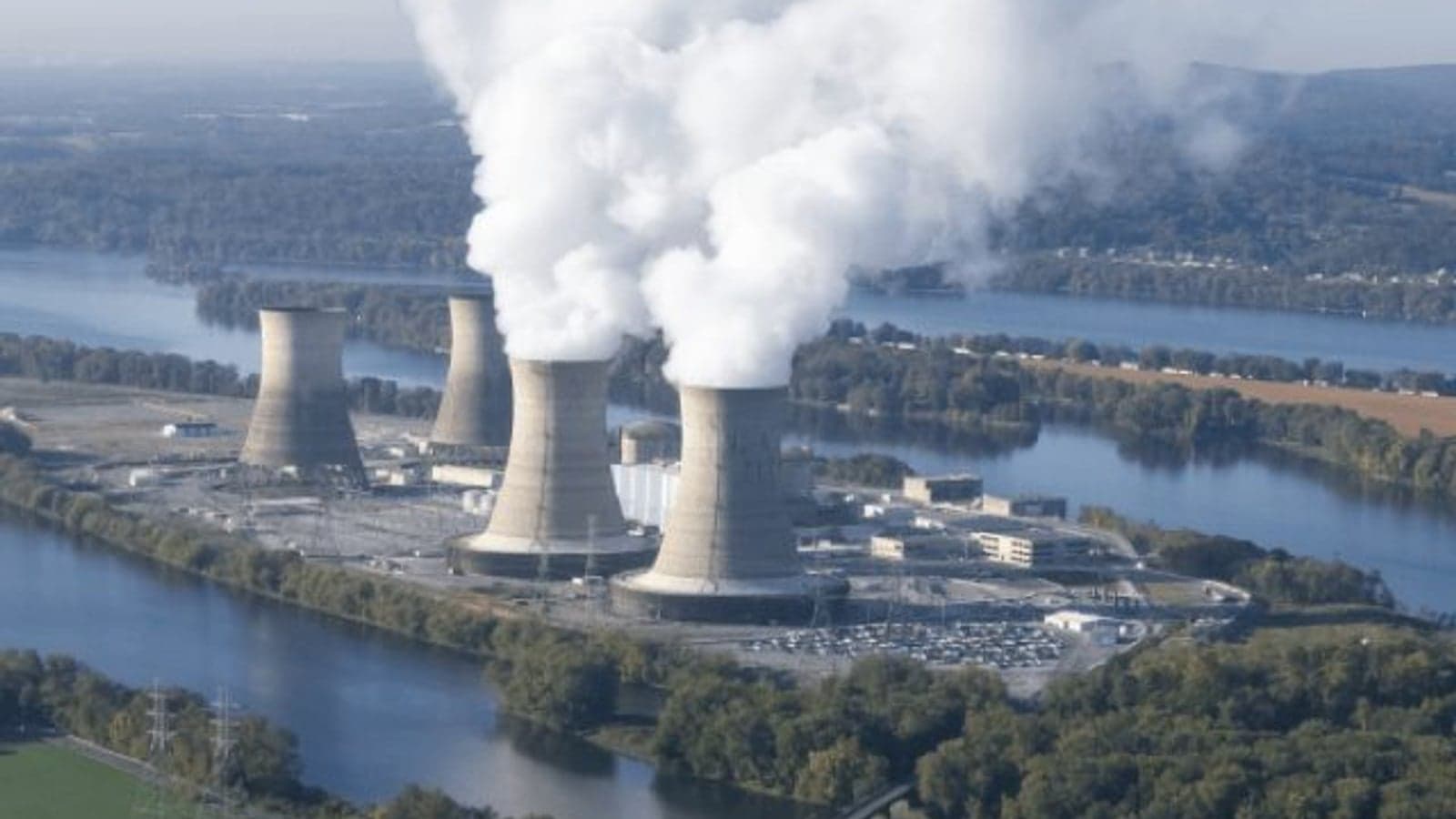 Three Mile Island is reopening to help power Microsoft data centres