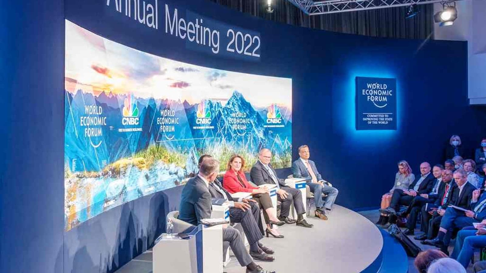 Davos debates the changing role of clean energy superpowers