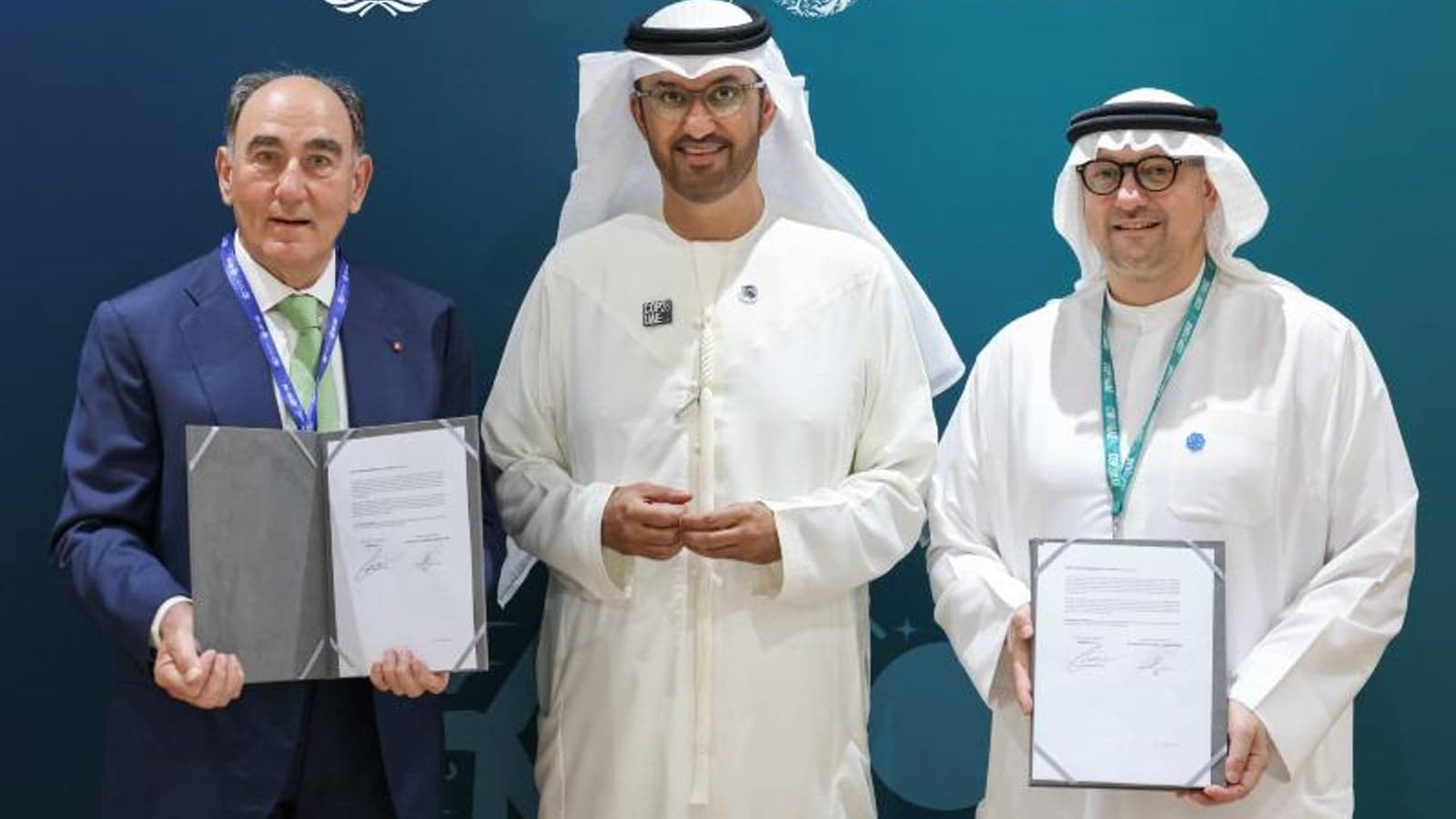 Iberdrola and Masdar ink €15bn hydrogen and offshore wind alliance