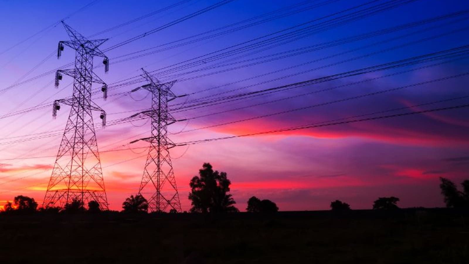 Five seconds to failure: Iberia's blackout and grid resilience in a high-renewables future