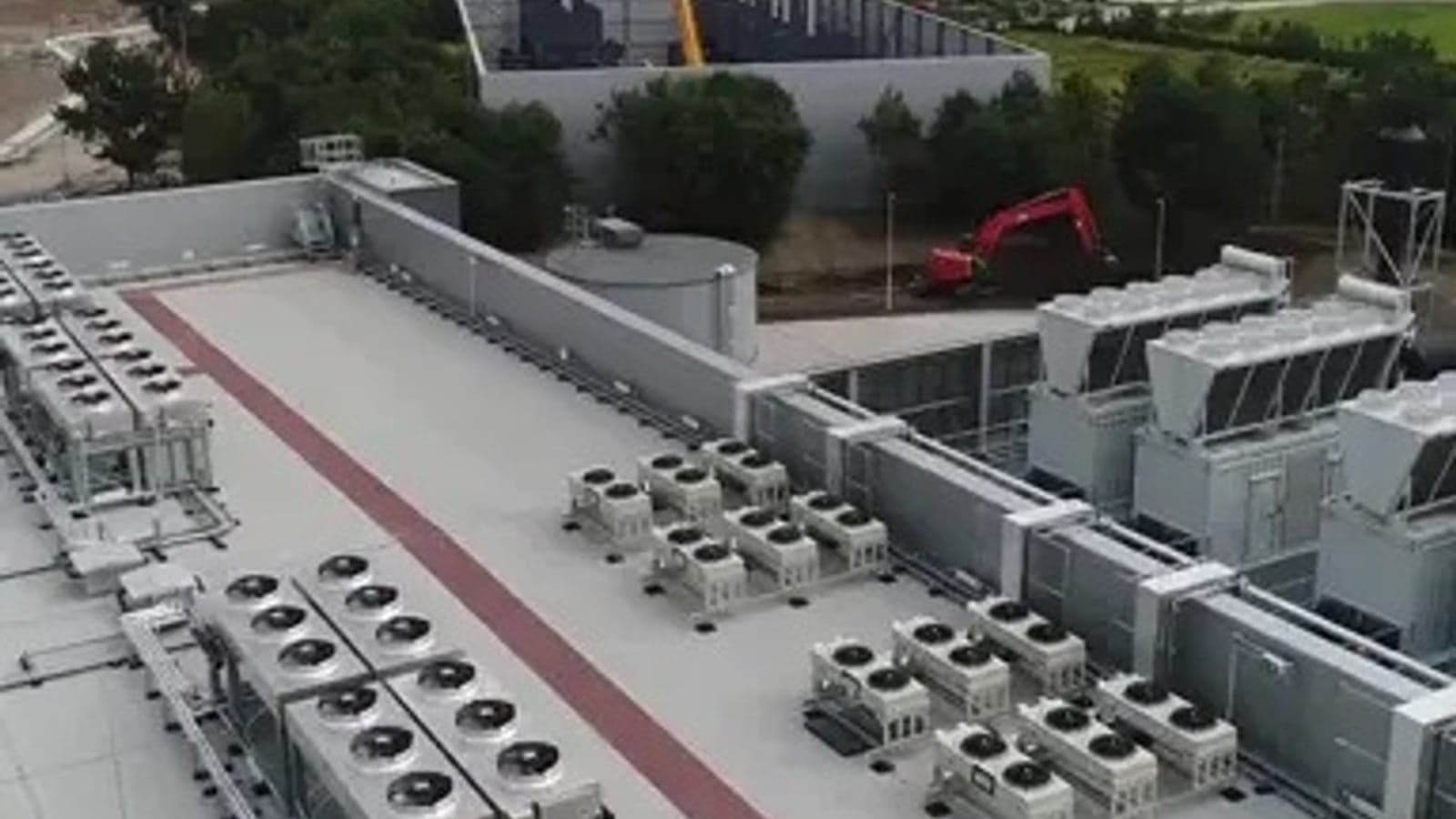 Tech Talk | Meeting the data centre energy challenge with 'bridging' solutions