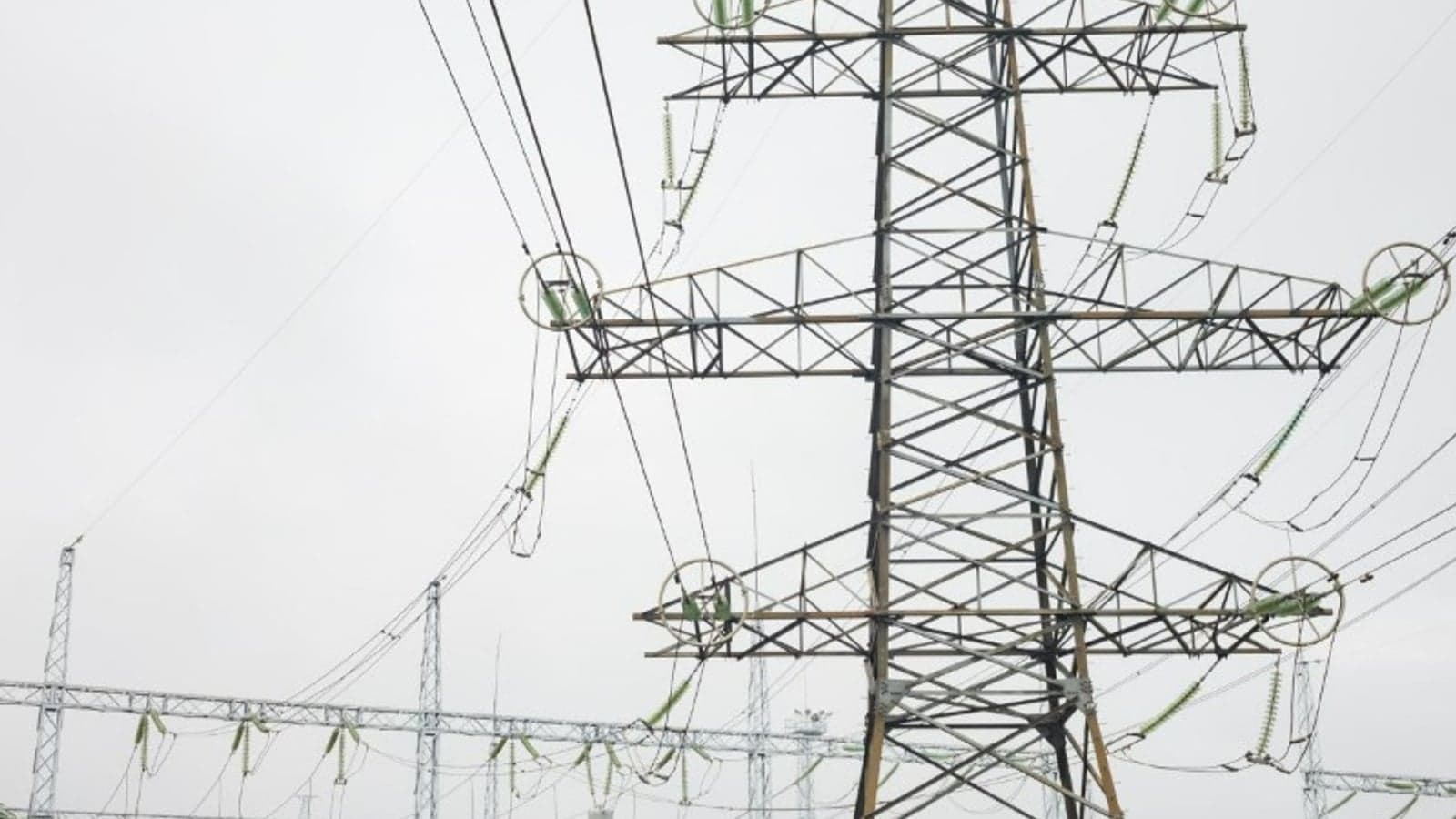 Elewit registers new support system design for high voltage lines