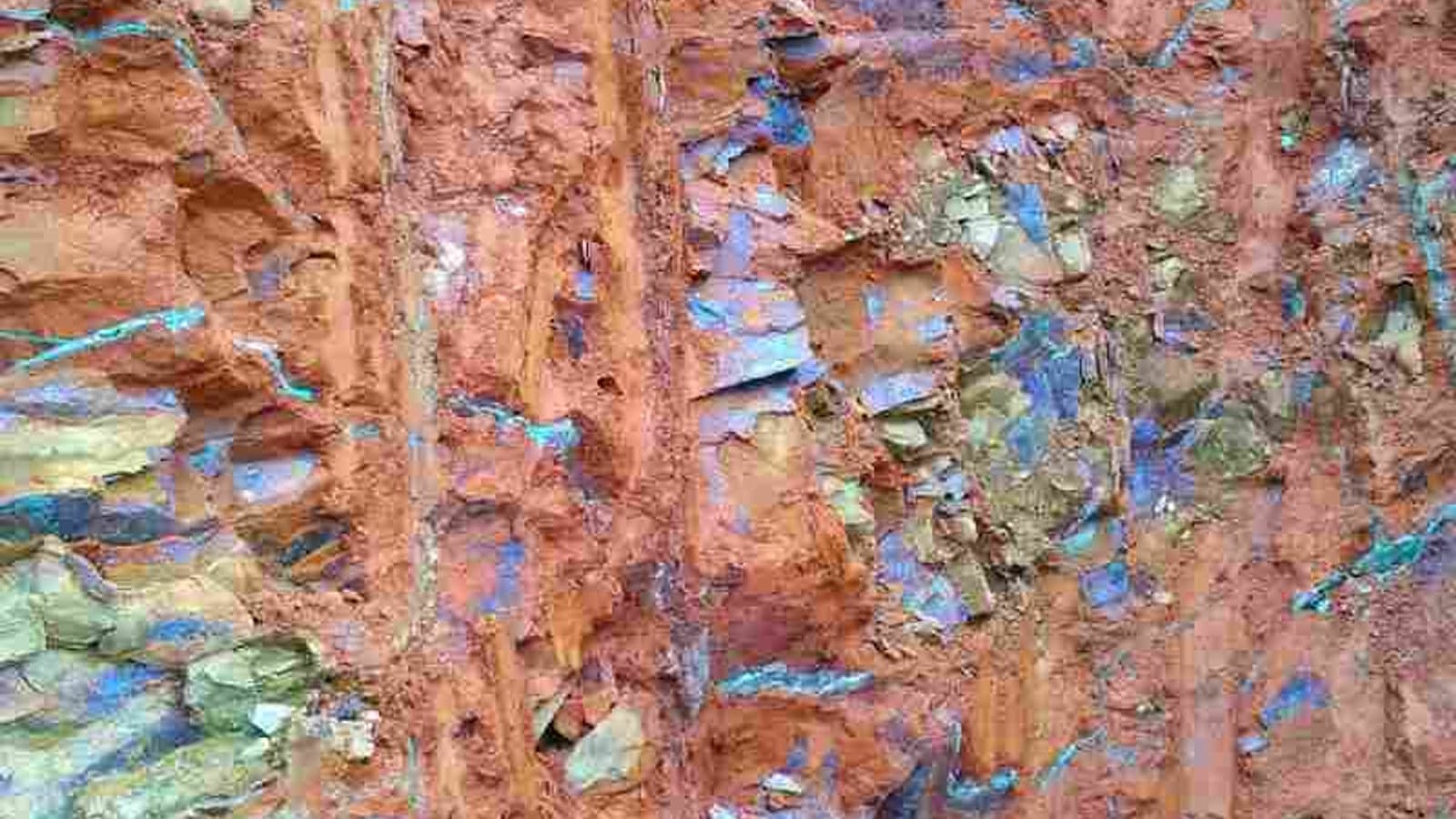 Critical minerals investments surged by 30% finds IEA